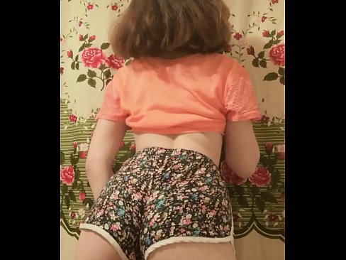 ❤️ Dhallaan yar oo sexy ah oo iska siibaysa surwaalka gaaban ee kamarada ️ Muqaal dabada %so.osagoassist.ru ❌